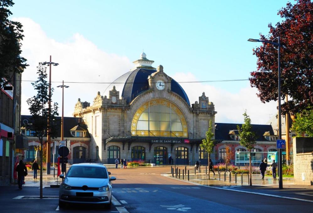 Ibis Styles Saint Brieuc Gare Centre Hotel Exterior photo